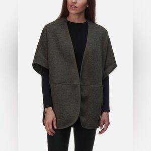 THE NORTH FACE Women’s Crescent Poncho Black Sweater, Size XSmall